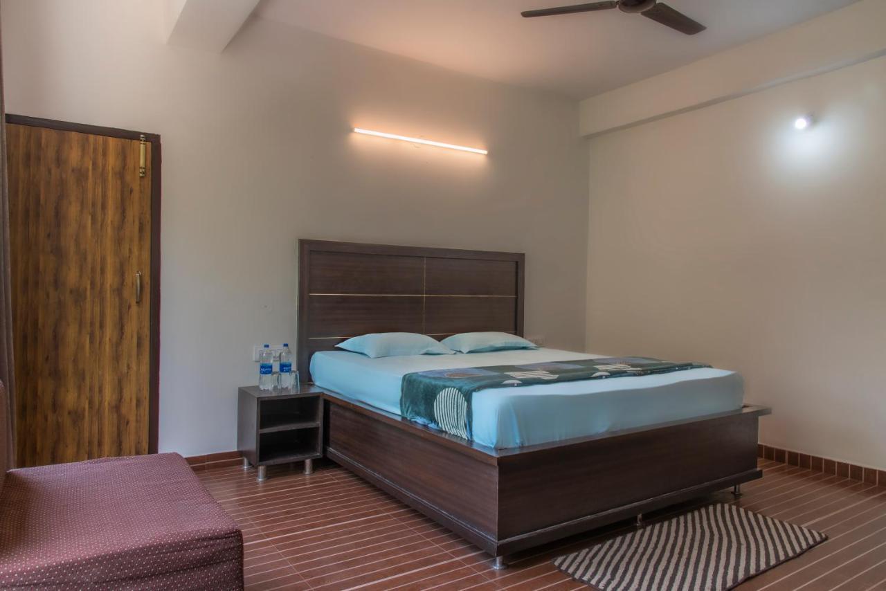 Valley View Apartments Kasauli Exterior foto